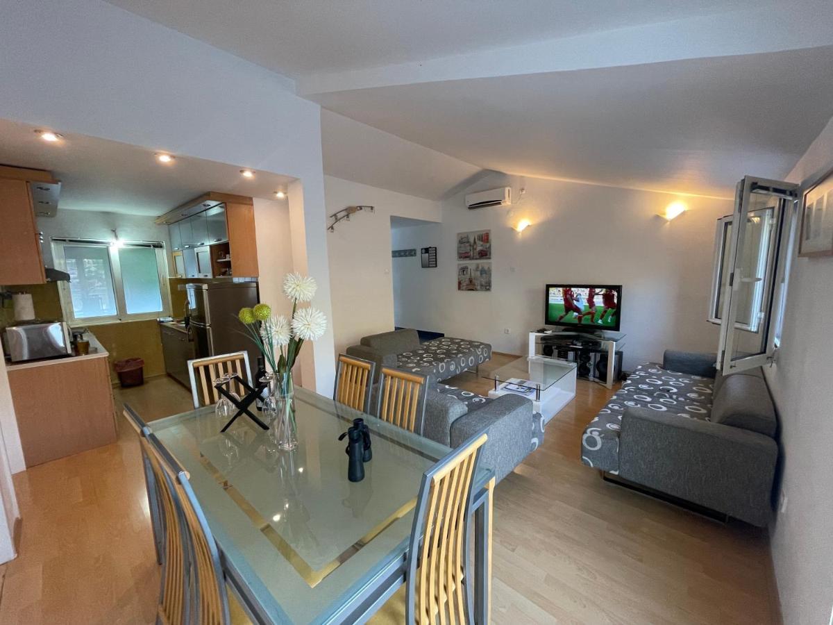 House With Big Terrace And Beautiful Sea View Villa โกตอร์ ภายนอก รูปภาพ