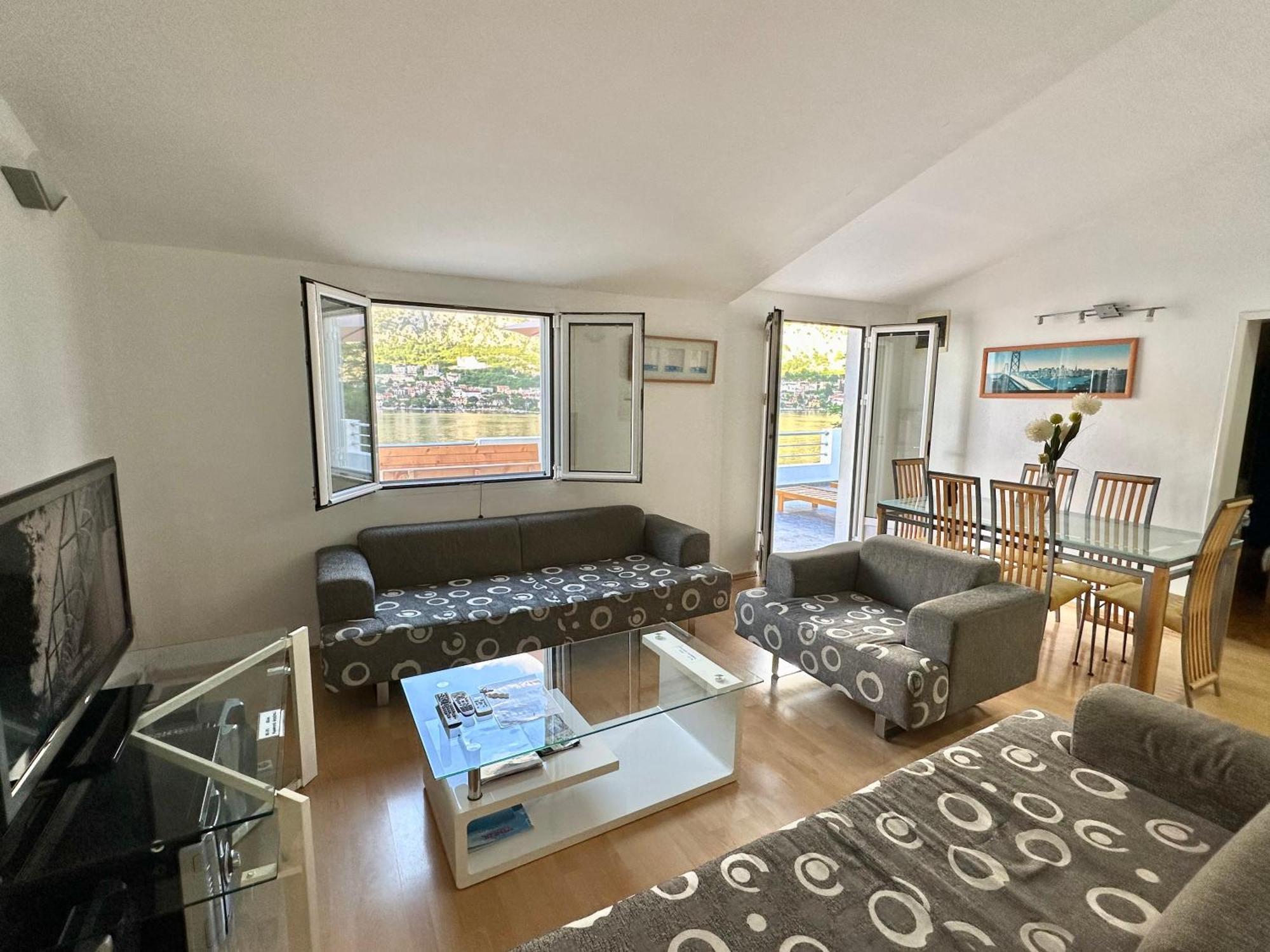 House With Big Terrace And Beautiful Sea View Villa โกตอร์ ภายนอก รูปภาพ
